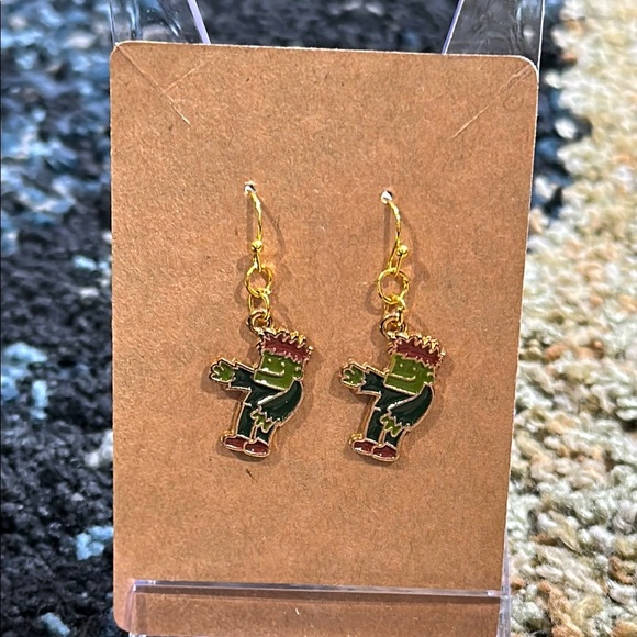 Handmade Quirky Cute Frankenstein Earrings Dangle Green & Gold NWT Halloween - Picture 2 of 4
